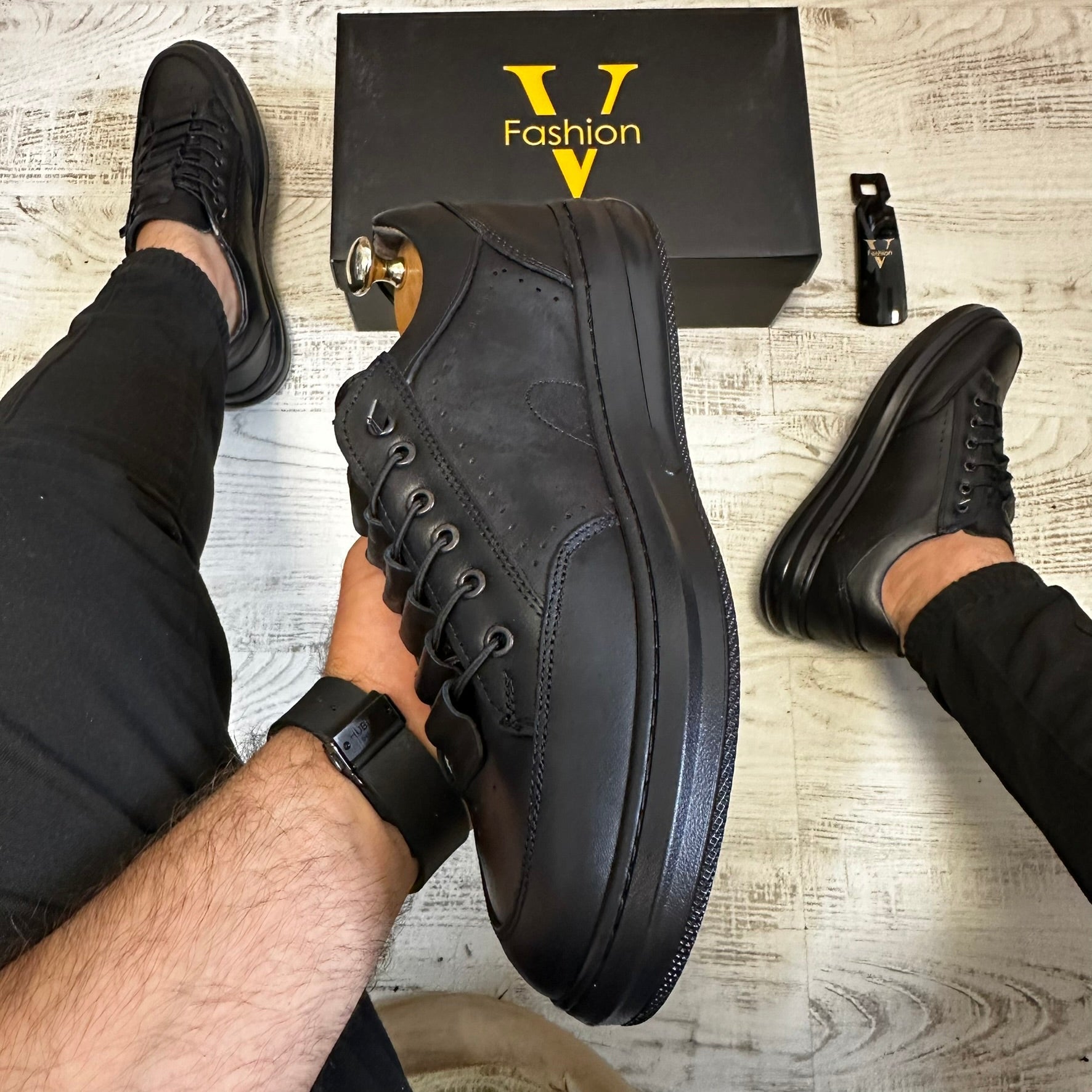 Pantofi SNEAKERS Barbati , usori confortabili , Cusuti , Piele Naturala cod 714